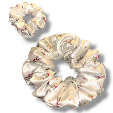 Load image into Gallery viewer, Christmas Kiss Satin Scrunchie