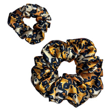 Load image into Gallery viewer, Golden Retriever Satin Scrunchie