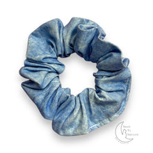 Load image into Gallery viewer, Baby blue scrunchie