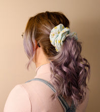 Load image into Gallery viewer, Pink snowflake Scrunchie
